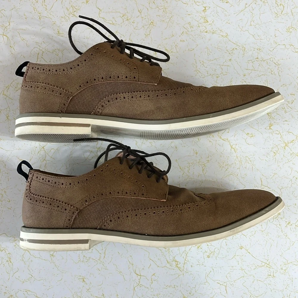 Steve Madden Oxford Casual Tan Shoe Slight Use US Size 12M